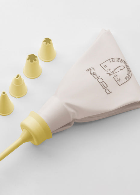 Pedrini Icing Set with 5 Nozzles