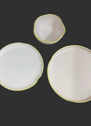 Pottery Light Lilac Set with Gold Rim